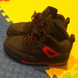 Unisex Brand New Jordan Sneakers. Men’s size 5.